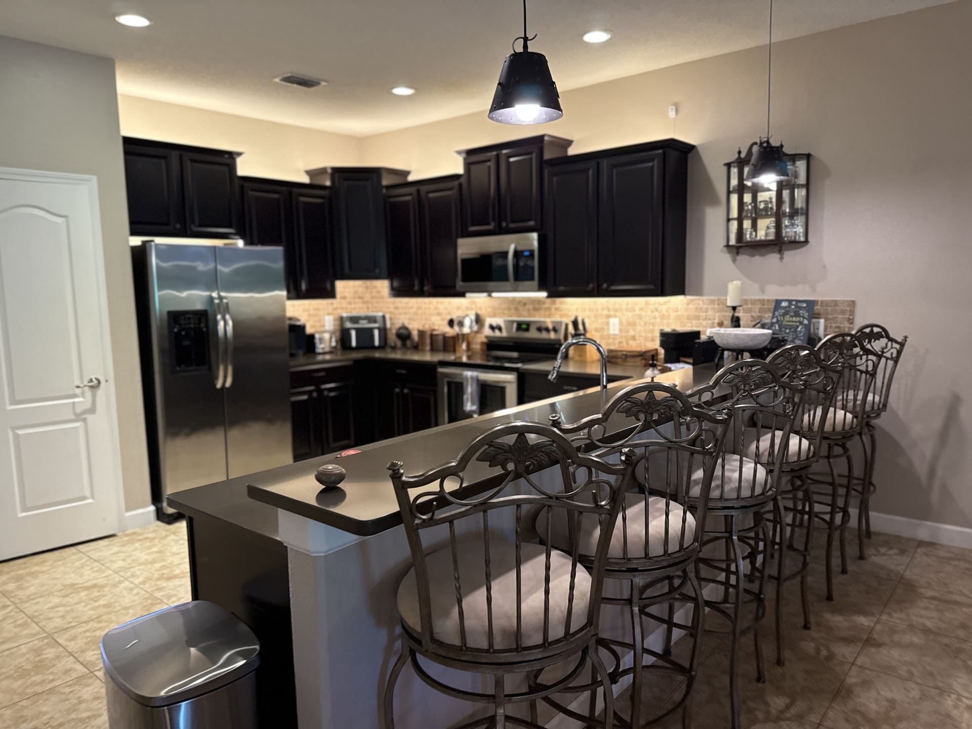 The Alchemist’s Kitchen (1)