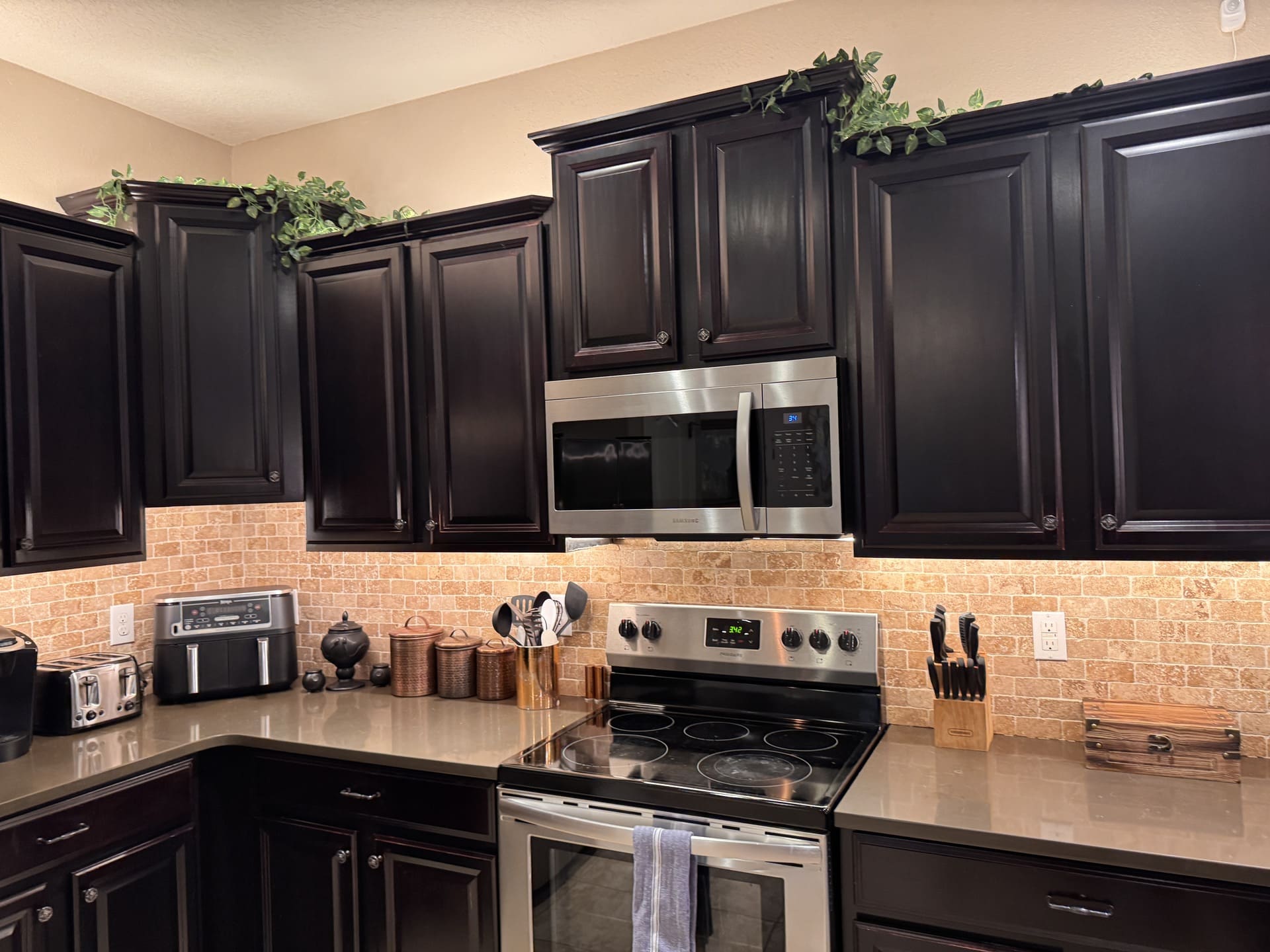 The Alchemist’s Kitchen (3)